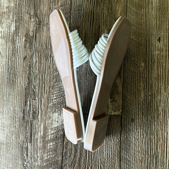 🌟CARAVANA 🌟COLLECTION 🌟WOMEN BEAUTY SANDALS, A 4 - 6.5 - Picture 7 of 9